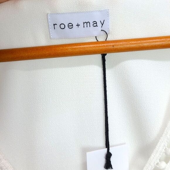 Roe + May White Mini Dress Size Small New With Tags - Picture 7 of 7